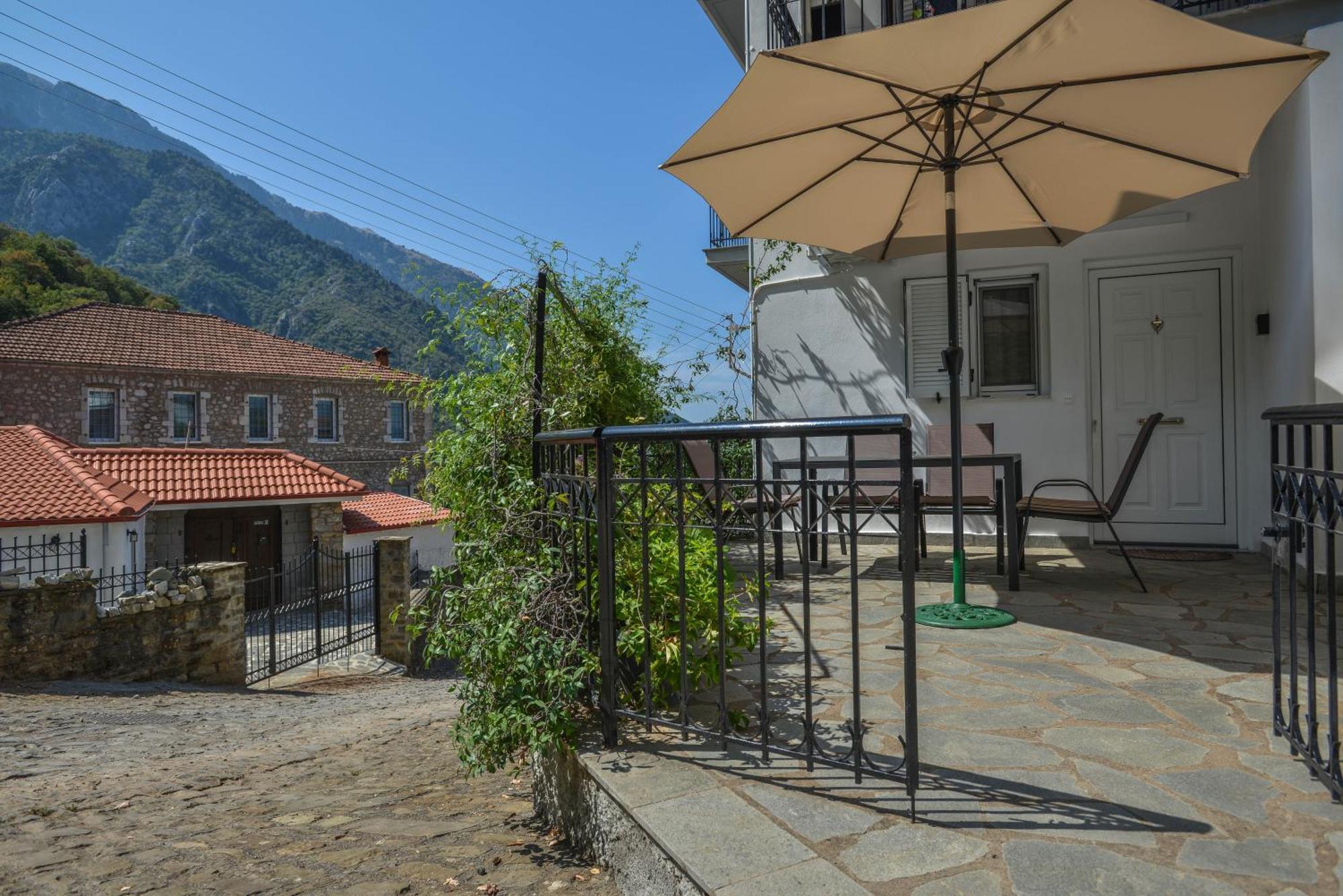 Three Elements Apartment Konitsa Exterior photo